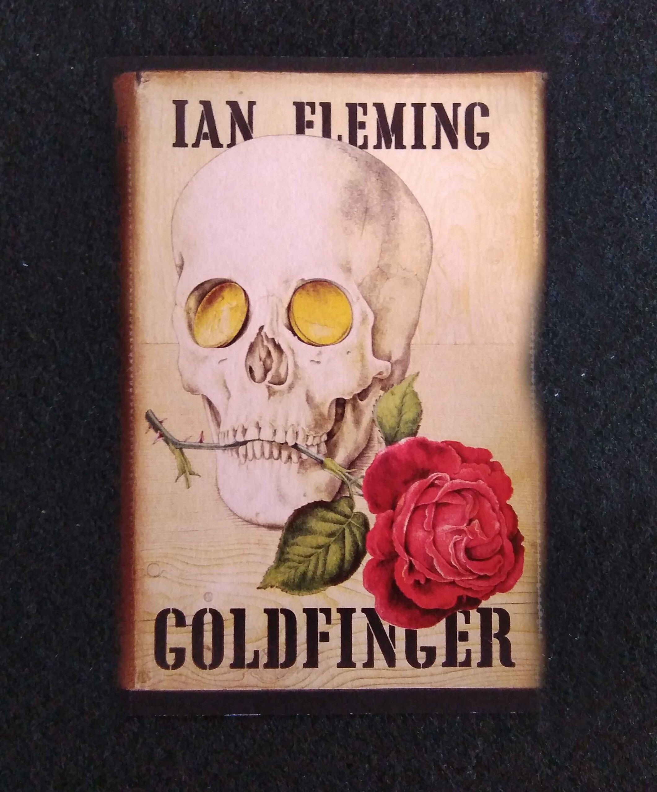 Bond, James Bond 007. Ian Fleming's Book cover illustrator. | Art Tales